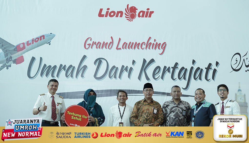 Samira Travel Berangkatkan 375 Jamaah Umroh dari Bandara Kertajati