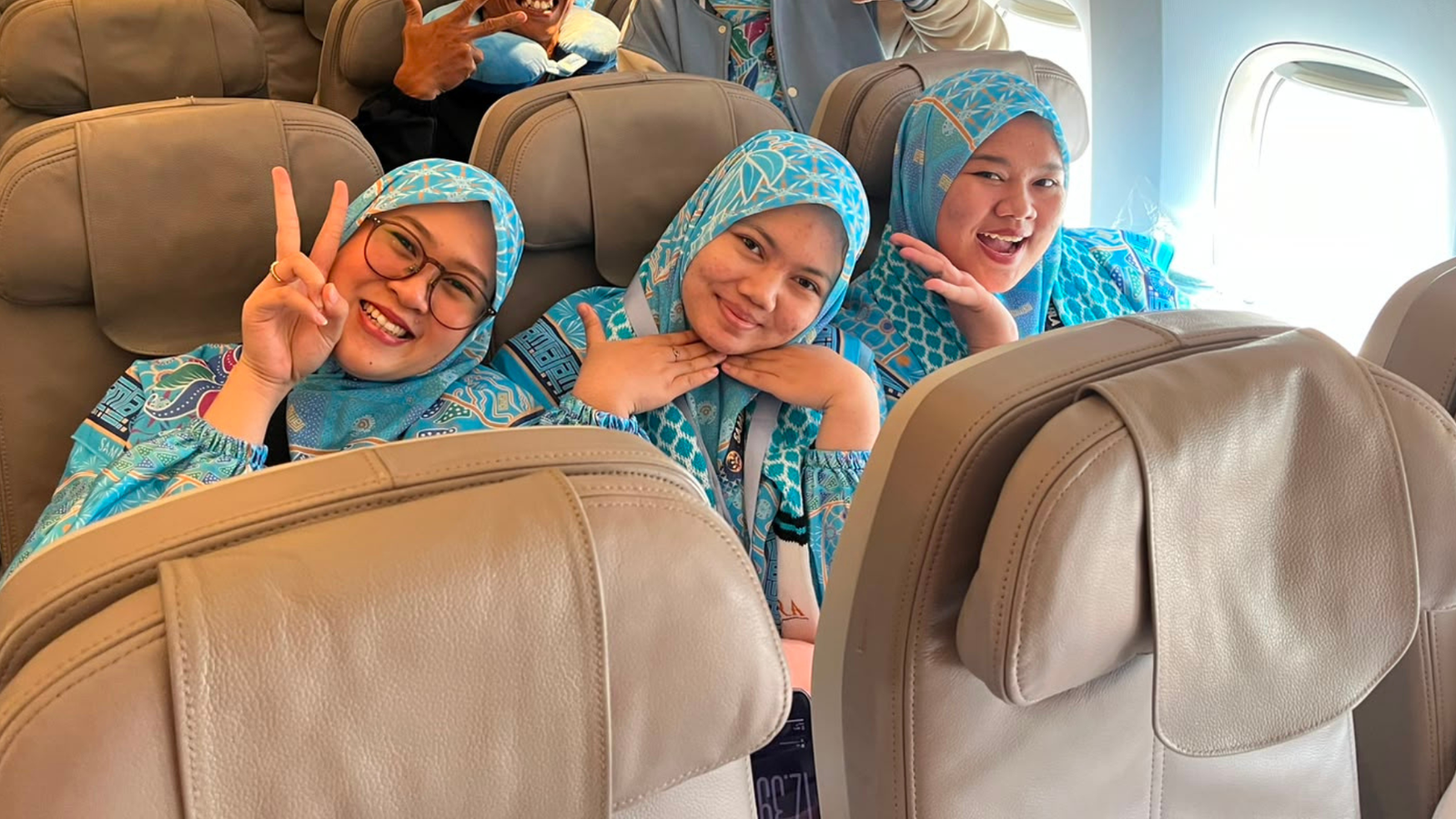 Umroh di Usia Muda Artikel Samira Travel